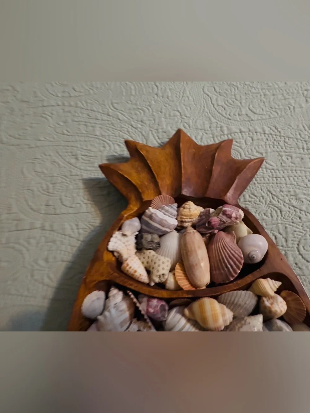 Hand carved wood pineapple tray, with local FL shells.